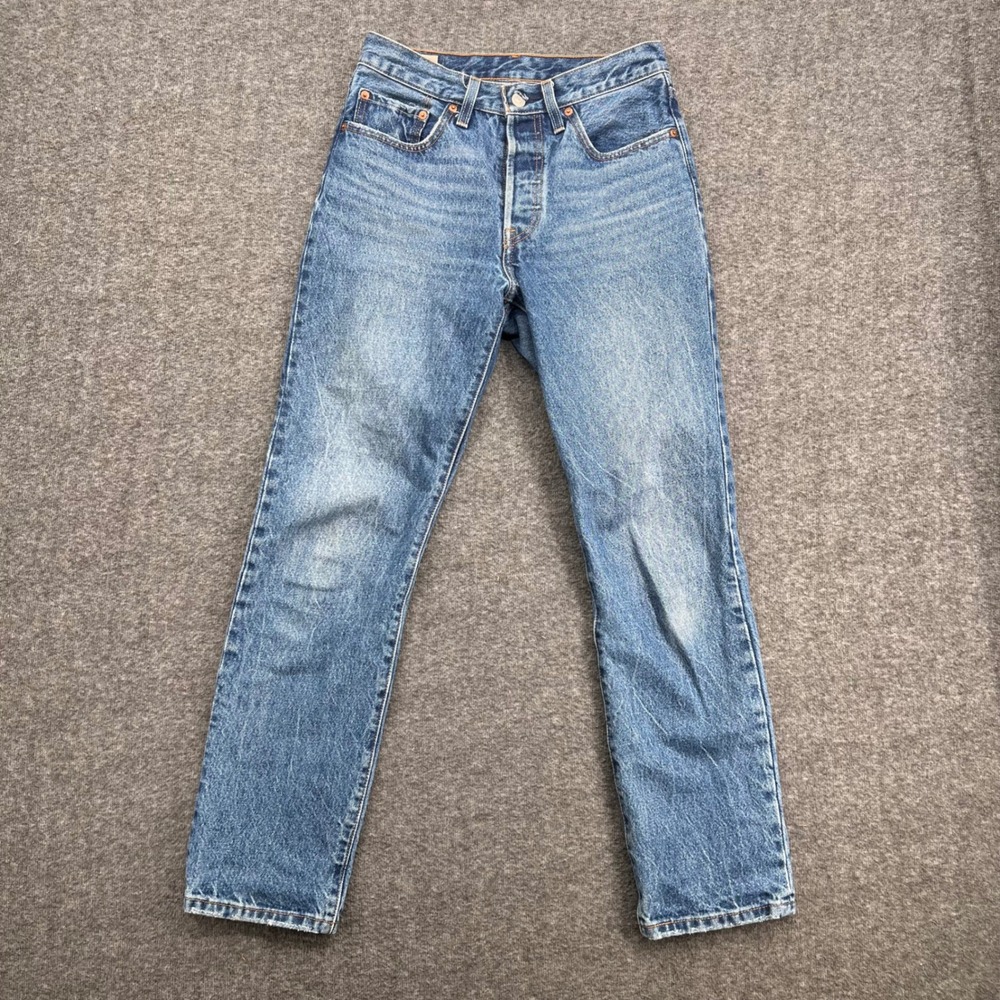 Levis 501 Original Fit Jeans Womens Medium Wash Blue Straight Leg Cotton Denim - Picture 2 of 15